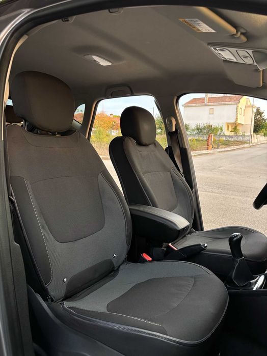 Renault Captur Exclusive SÓ 64Mil