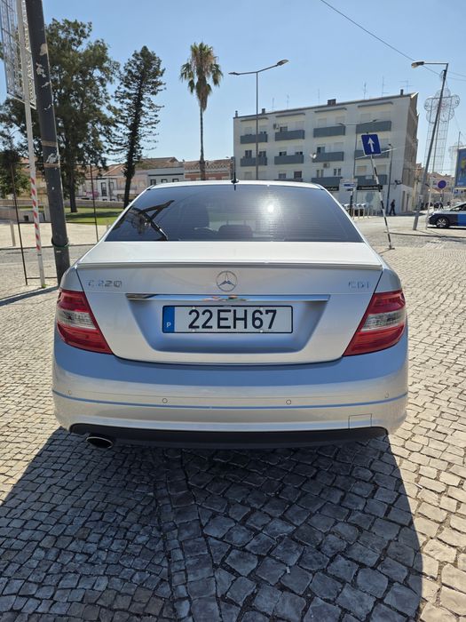 Mercedes C220 versão AMG