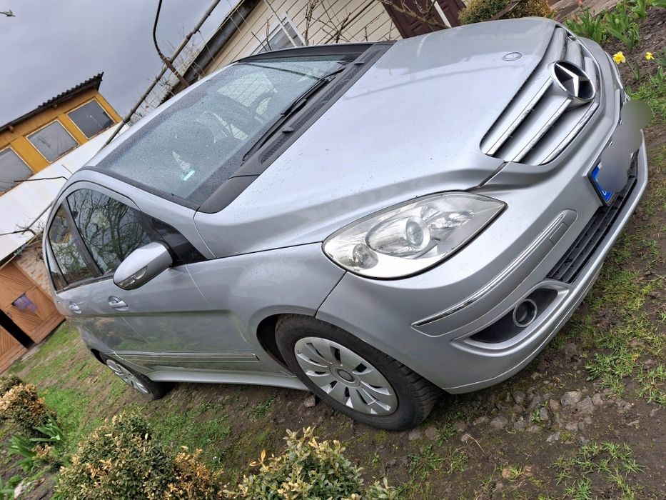 Mercedes-Benz 2006 Мерседес Бенз