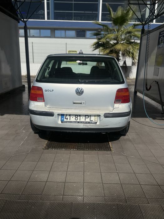 Volksvagen golf IV — photo 2