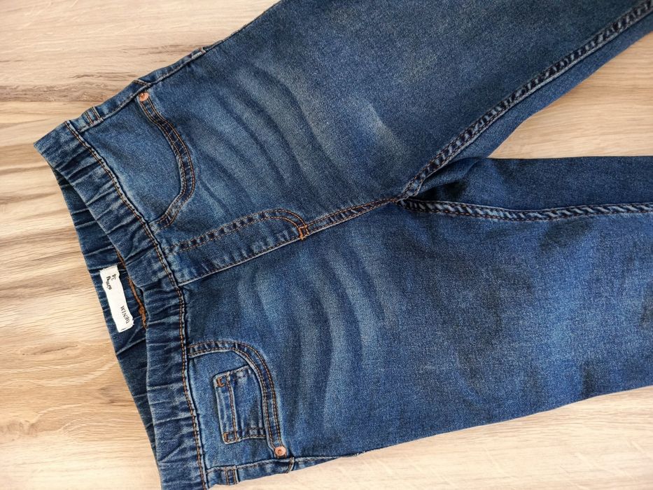 Granatowe jeansy rurki Denim Sinsay 34