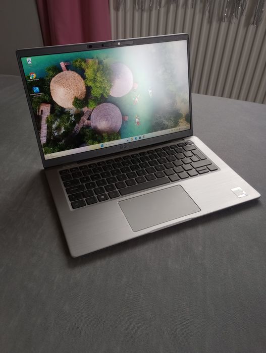 Laptop biznesowy Dell Latitude 7420 aluminiowa obudowa, idealny stan