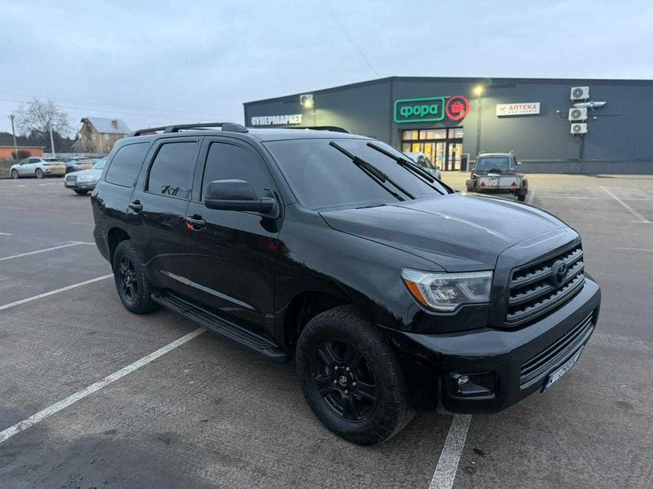 Toyota Sequoia 2017