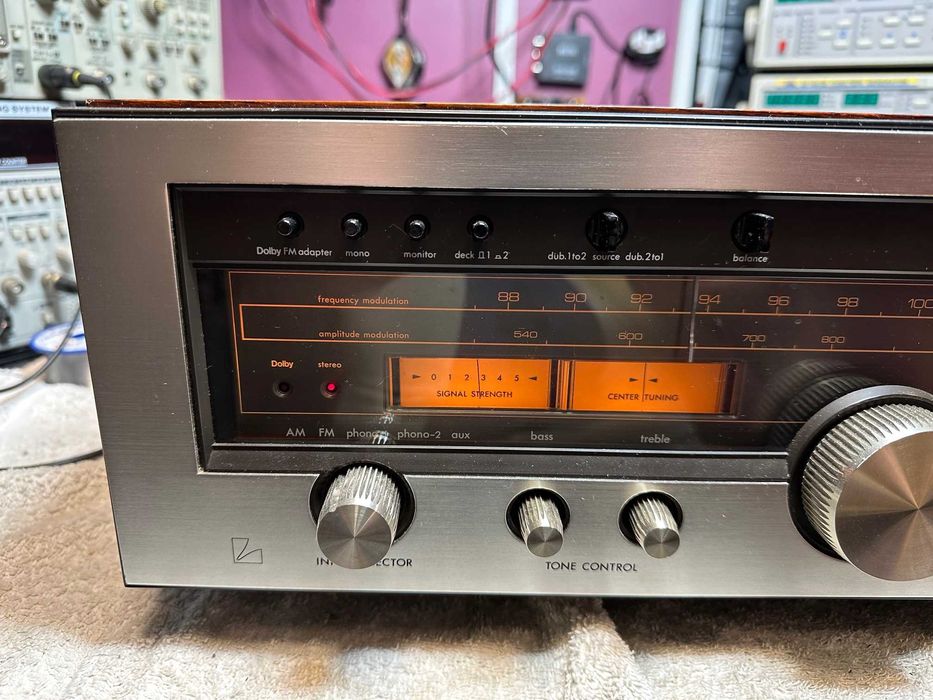 Piekny amplituner Luxman R-1050