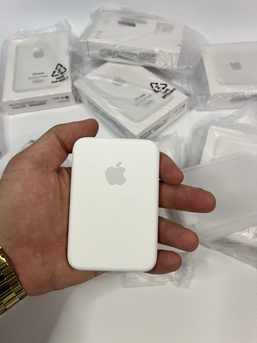 Power bank battery mag safe