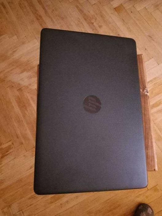 Ноутбук HP Notebook 15-rb006ur