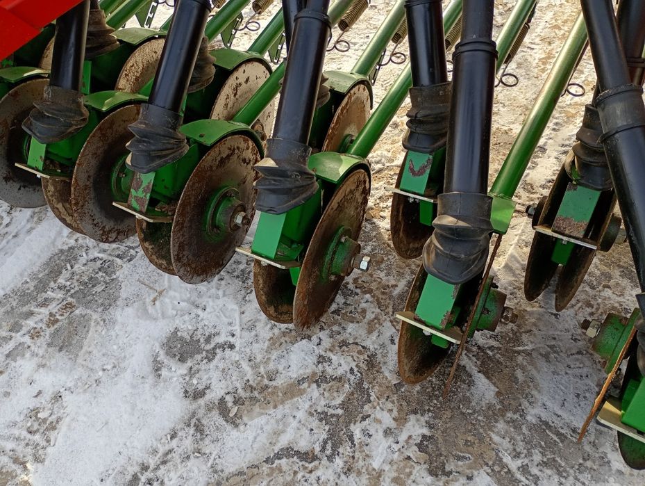 Siewnik talerzowy 3m Unia Polonez Poznaniak  Amazone Agro