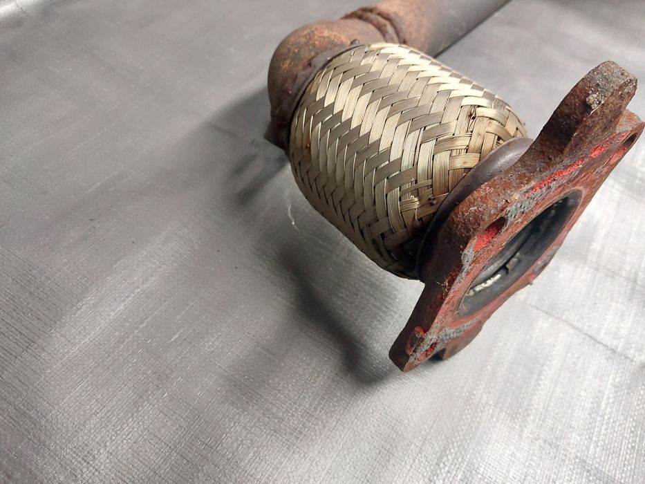 VW Golf IV 4 Bora 1.4B 16v Tłumik złącze elastyczne kolanko