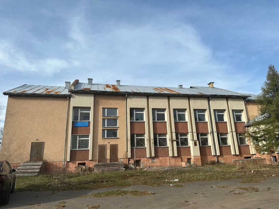 Будинок на 1000м3 (будинок побуту)