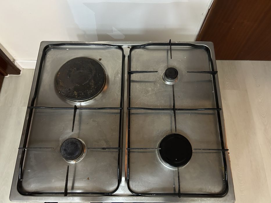 Conjunto Teka: Forno Elétrico + Placa Mista (Gás e Elétrico) - Muito Estimado