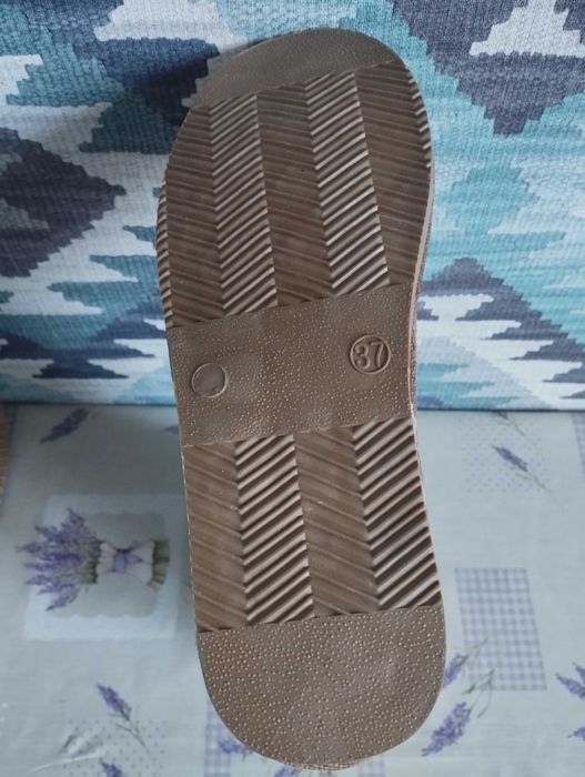 Сапоги угги коричневые