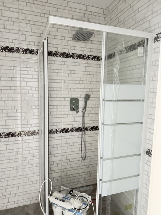 Світло єПродажа 1 комнатной квартиры, Голосеевский район,Ракетная 24,