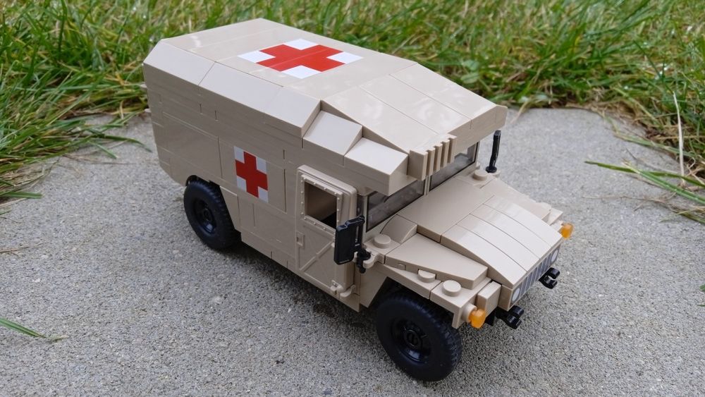 Klocki Cobi 24307 - samochód wojskowy Hummer
