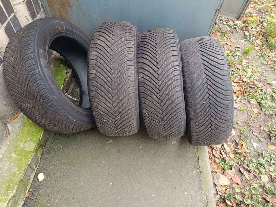 Резина зимня - Michelin Alpin 7