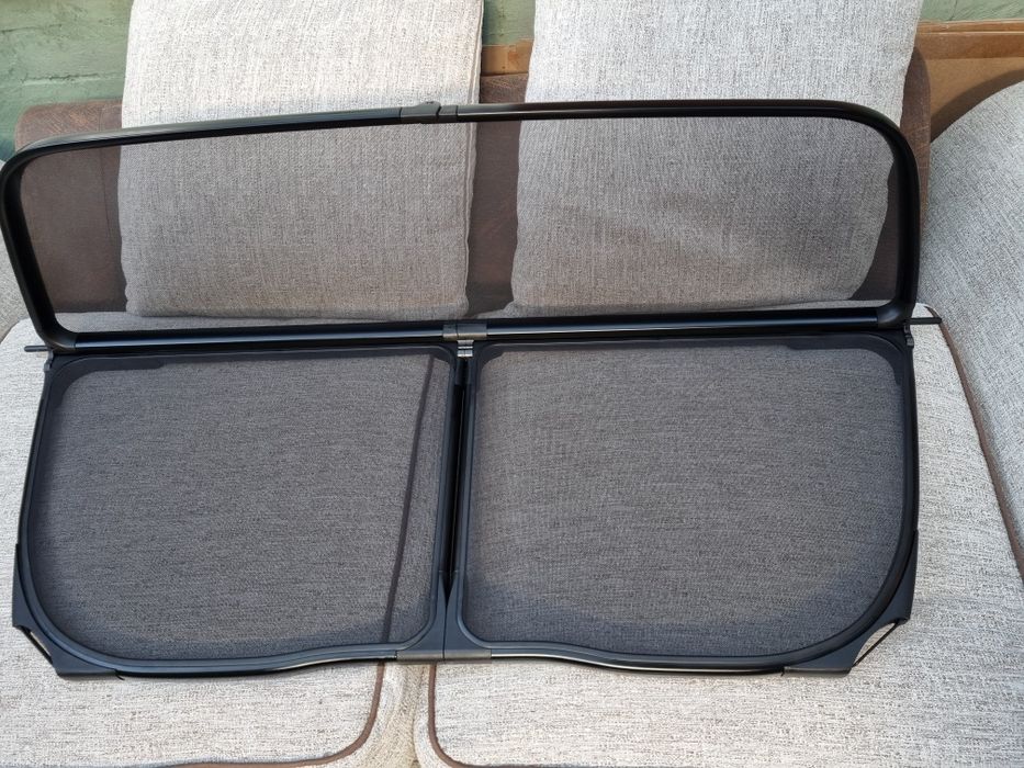 Windshot wiatrołap Audi A4 b6/b7 pokrowiec