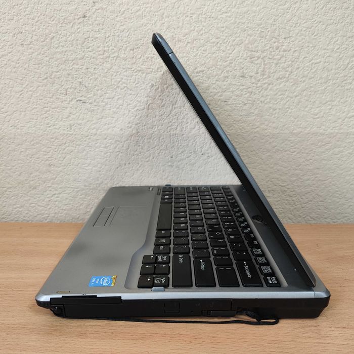 Трансформер Fujitsu LifeBook T734 12.5" Тач i5-4200M/8GB/HD4600/WebCam