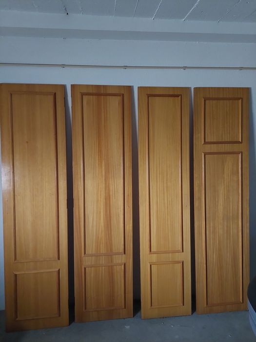 Vendo 4 portas armario