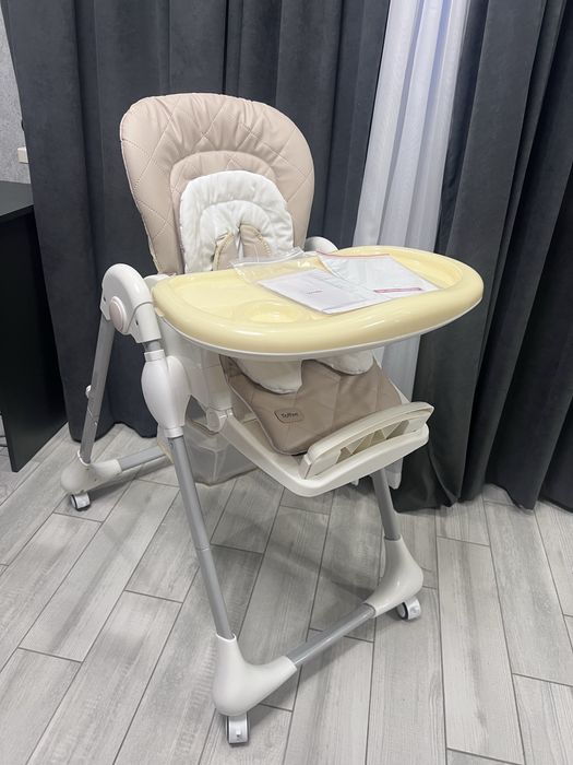 Идеальный стульчик для кормления Carrello Toffee