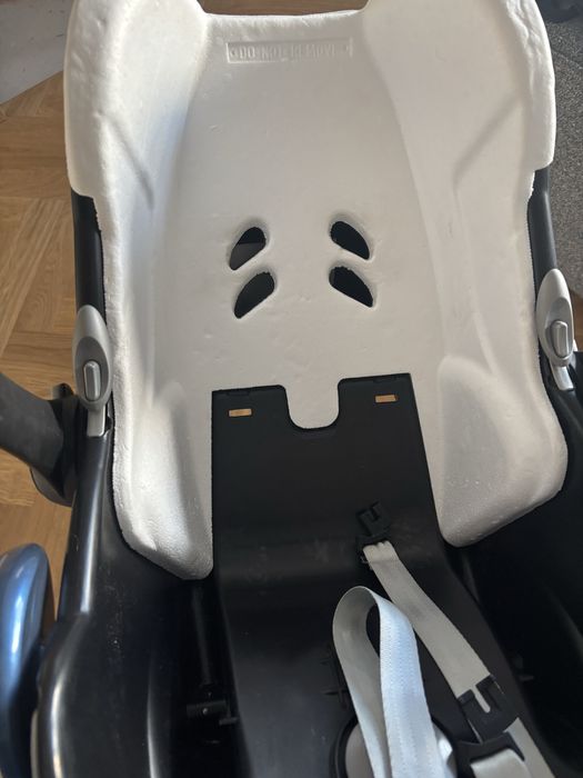 Maxi cosi cabriofix + baza