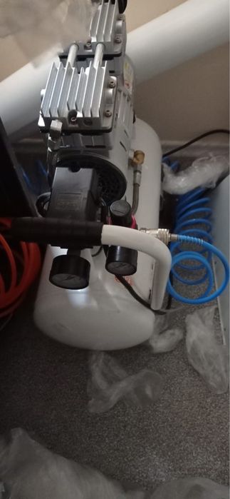 Компрессор безмасляный Odwerk TOF 7524