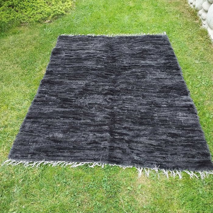 Dywan Tkany Ręcznie  Skóra Owcza Ciemny Grafit Handmade