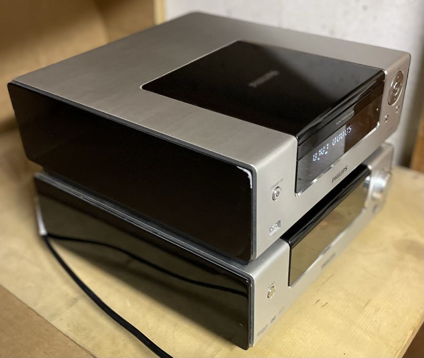 Philips MCD 909………