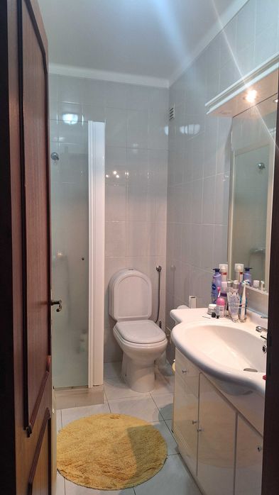 ENTRONCAMENTO quarto disponivel para profissional deslocado