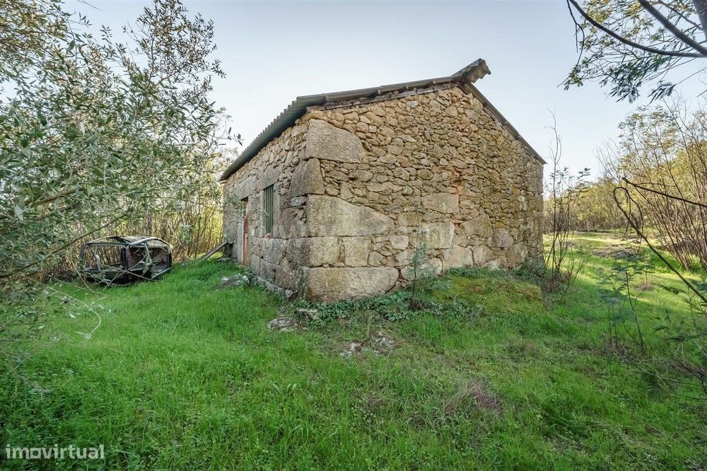 Quinta Estúdio / Covilhã, Orjais