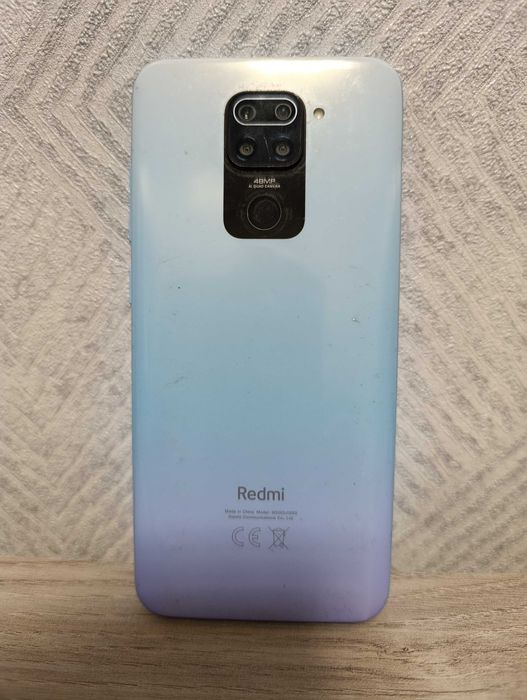 Продам телефон Redmi note 9