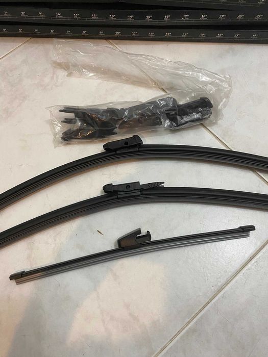 Escovas do carro do limpa-vidros