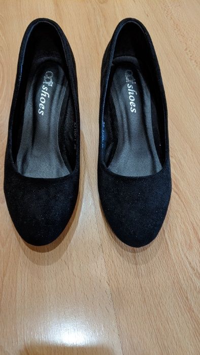 Элегантные женские туфли разм. 36. Цена- 500 грн.