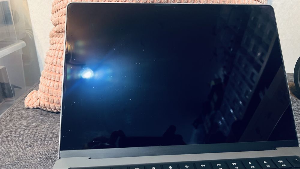 Ultrabook MacBook Pro 14,2” M1 MAX  32Gb ramu 1TB SSD