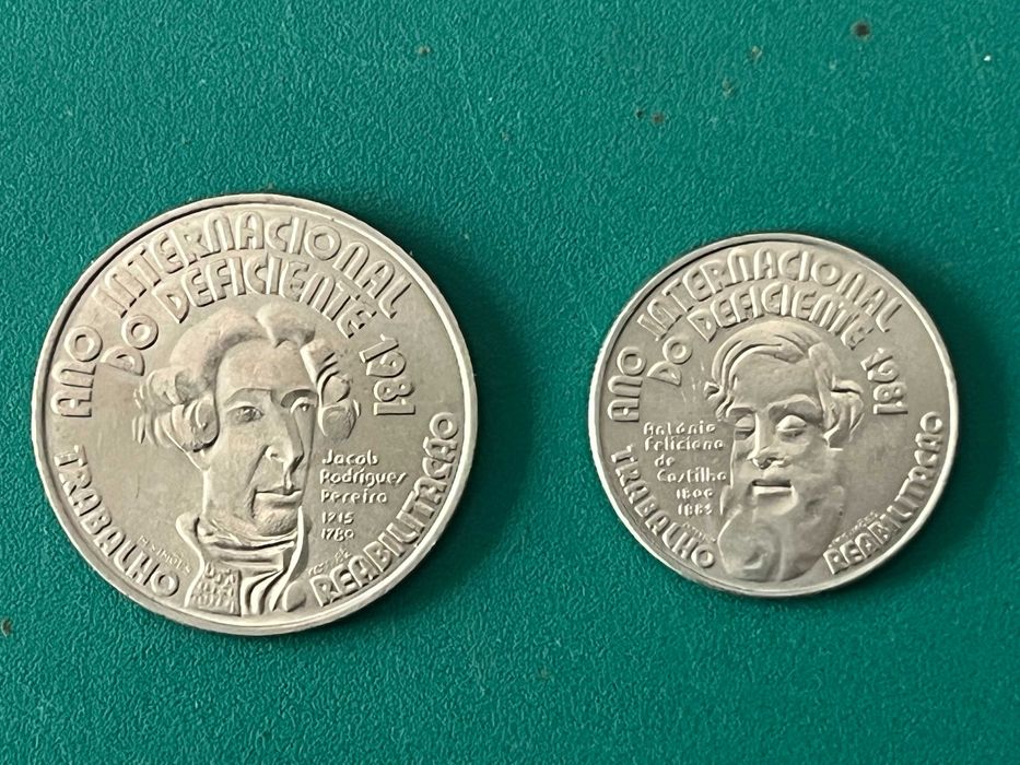 Moeda de 100 escudos e 25 escudos 1981 2 un
