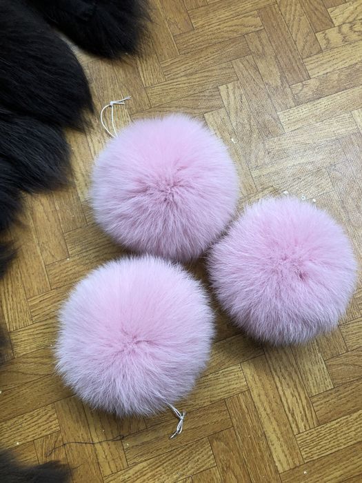Помпони з натурального хутра
