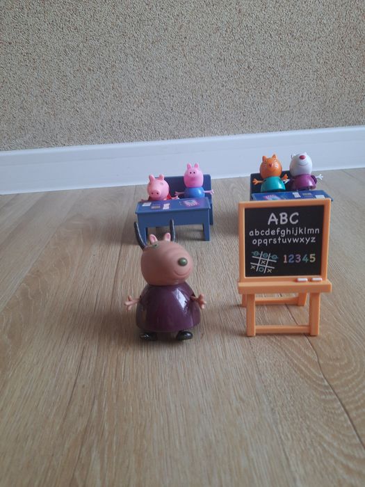 Pepa szkola jak nowy