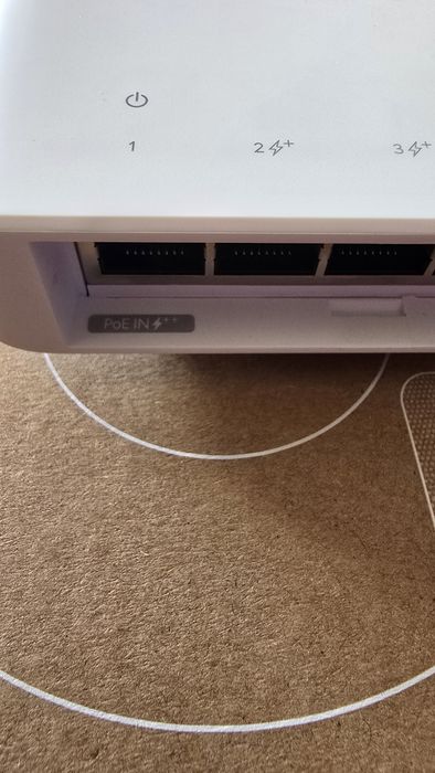 Ubiquiti USW-Flex 5-P Gigabit PoE Switch64730171057025121