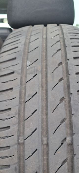 4 pneus 185 /60 R 14 marca continental