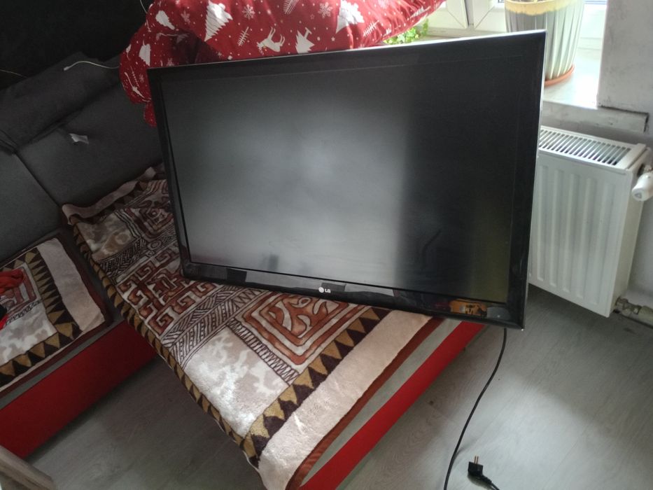 Sprzedam telewizor 42 LG