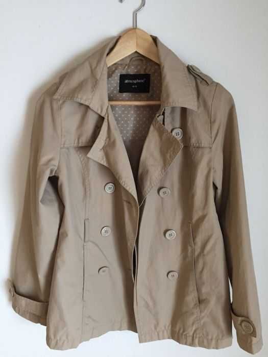 Casaco Estilo Trench Coat - Elegante e Ligeiro