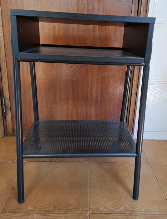 Mesa de cabeceira ikea