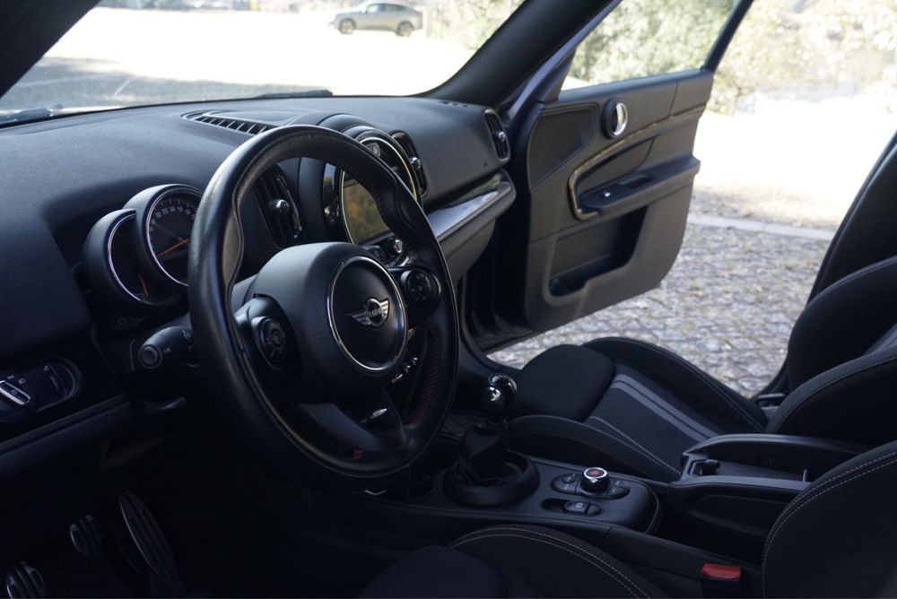 Mini Countryman F60 — photo 4