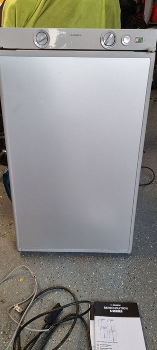 Lodówka do kampera. Dometic RM 5330