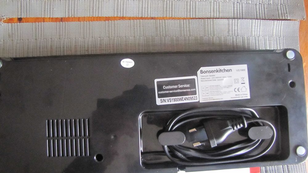 Вакууматор Bonsenkitchen VS1900