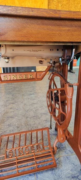 Máquina costura Singer