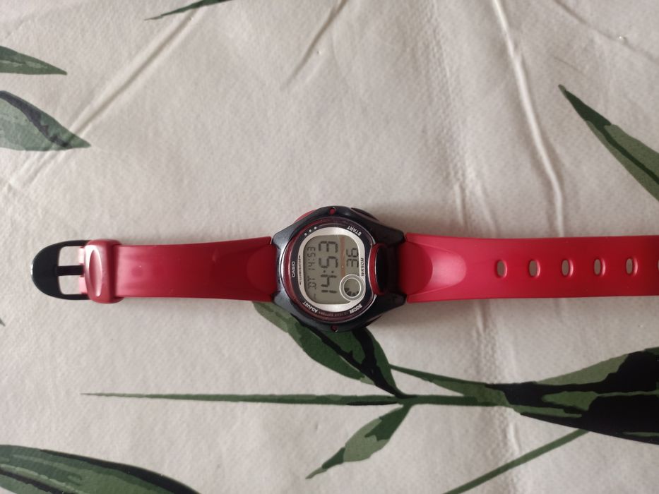 zegarek Casio LW-200