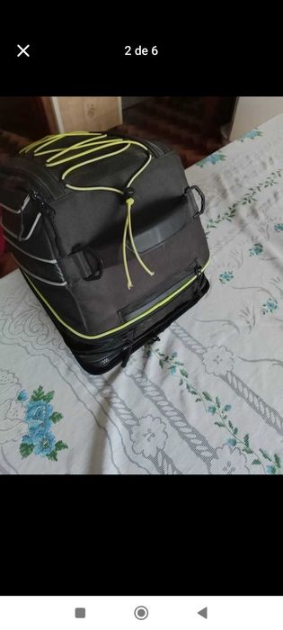 Mochila de moto para capacete
