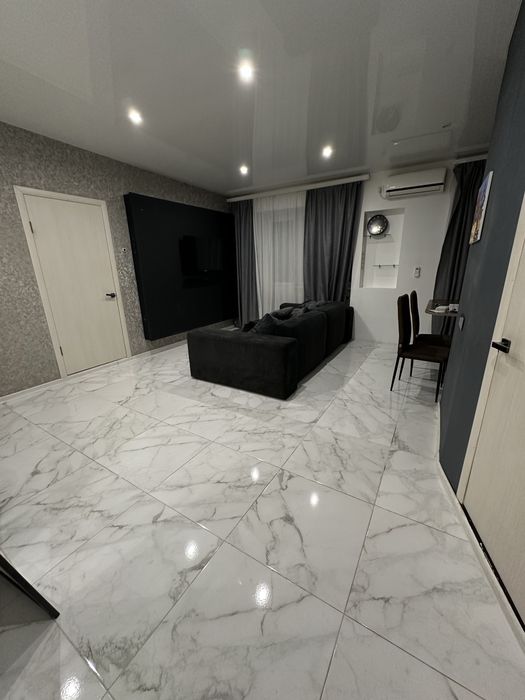 Затишна 2-кімнатна квартира на Подолі — довгострокова оренда!