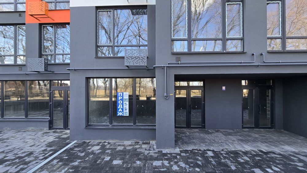 Продаж комерційного приміщення в ЖК Олександрівський 48м2.