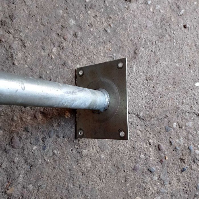 Uchwyt Antenowy Ścienny Kątowy