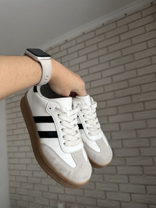 Жіночі кросівки кеди в стилі adidas